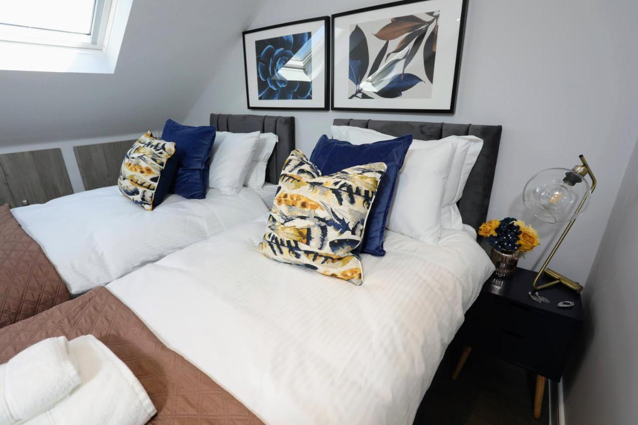 Aisiki Apartments At Stanhope Road, North Finchley, Airconditioned Multiple 2 Or 3-Bedroom, Pet-Friendly Duplex Flats, King Or Twin Beds, Airconditioned & Free Wi-Fi エクステリア 写真