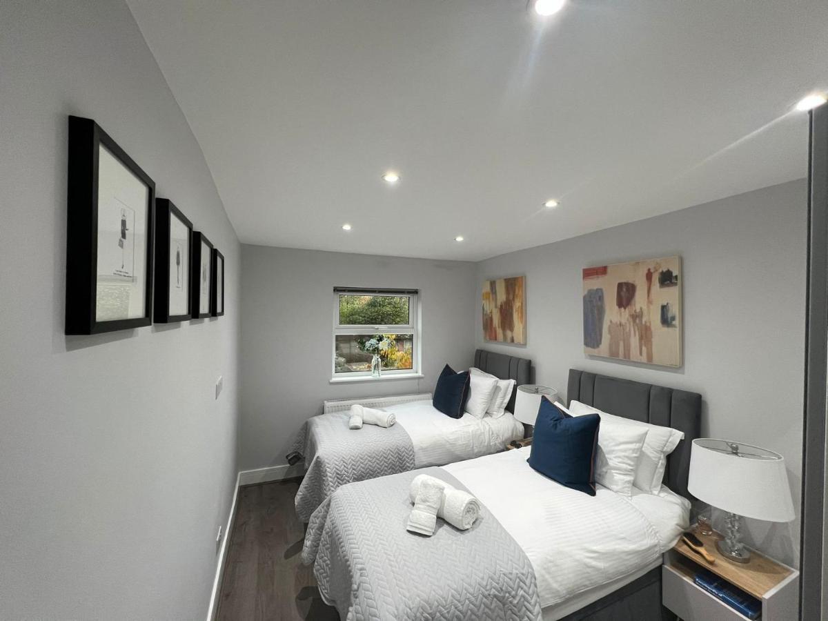 Aisiki Apartments At Stanhope Road, North Finchley, Airconditioned Multiple 2 Or 3-Bedroom, Pet-Friendly Duplex Flats, King Or Twin Beds, Airconditioned & Free Wi-Fi エクステリア 写真