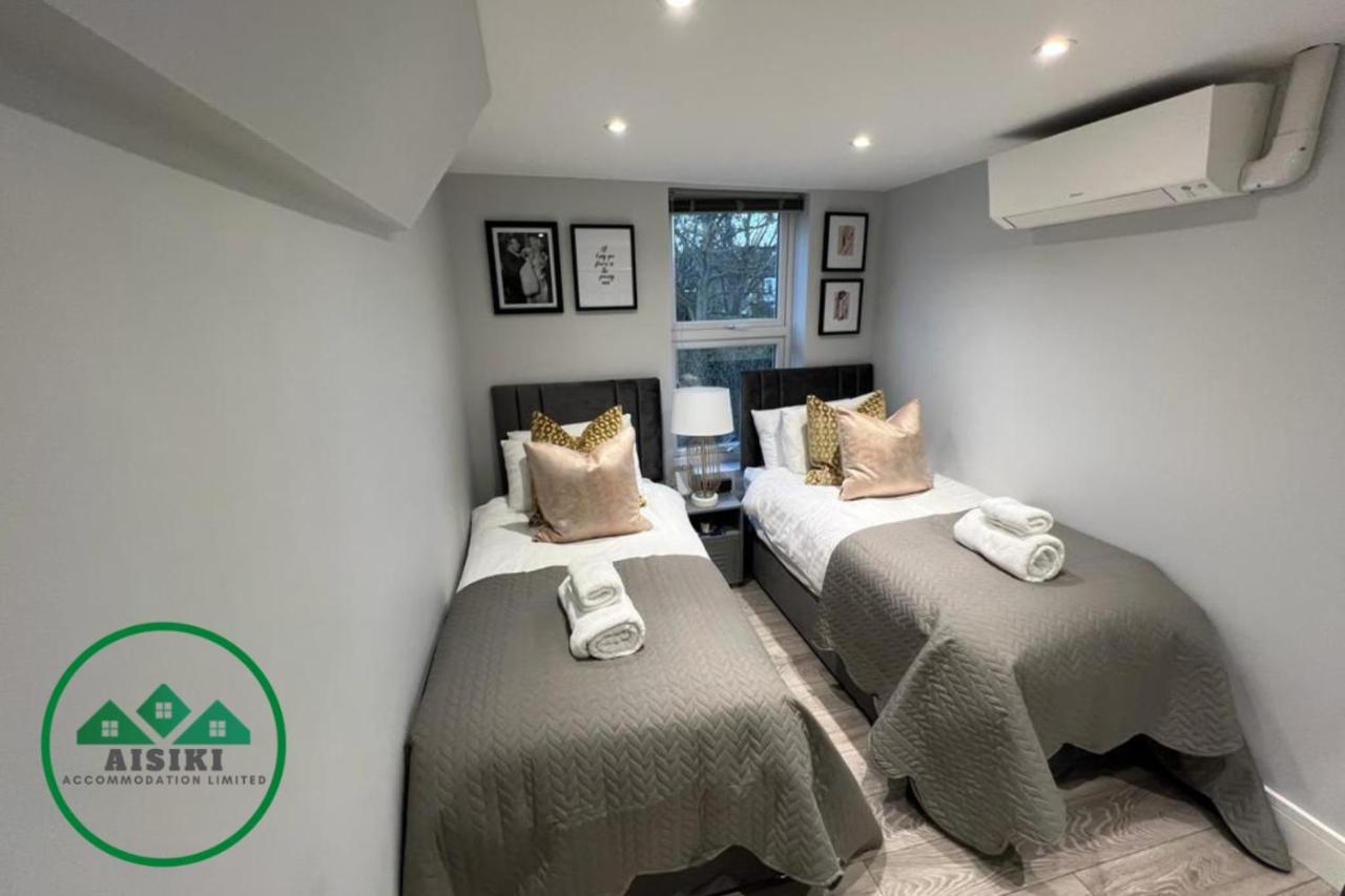 Aisiki Apartments At Stanhope Road, North Finchley, Airconditioned Multiple 2 Or 3-Bedroom, Pet-Friendly Duplex Flats, King Or Twin Beds, Airconditioned & Free Wi-Fi エクステリア 写真