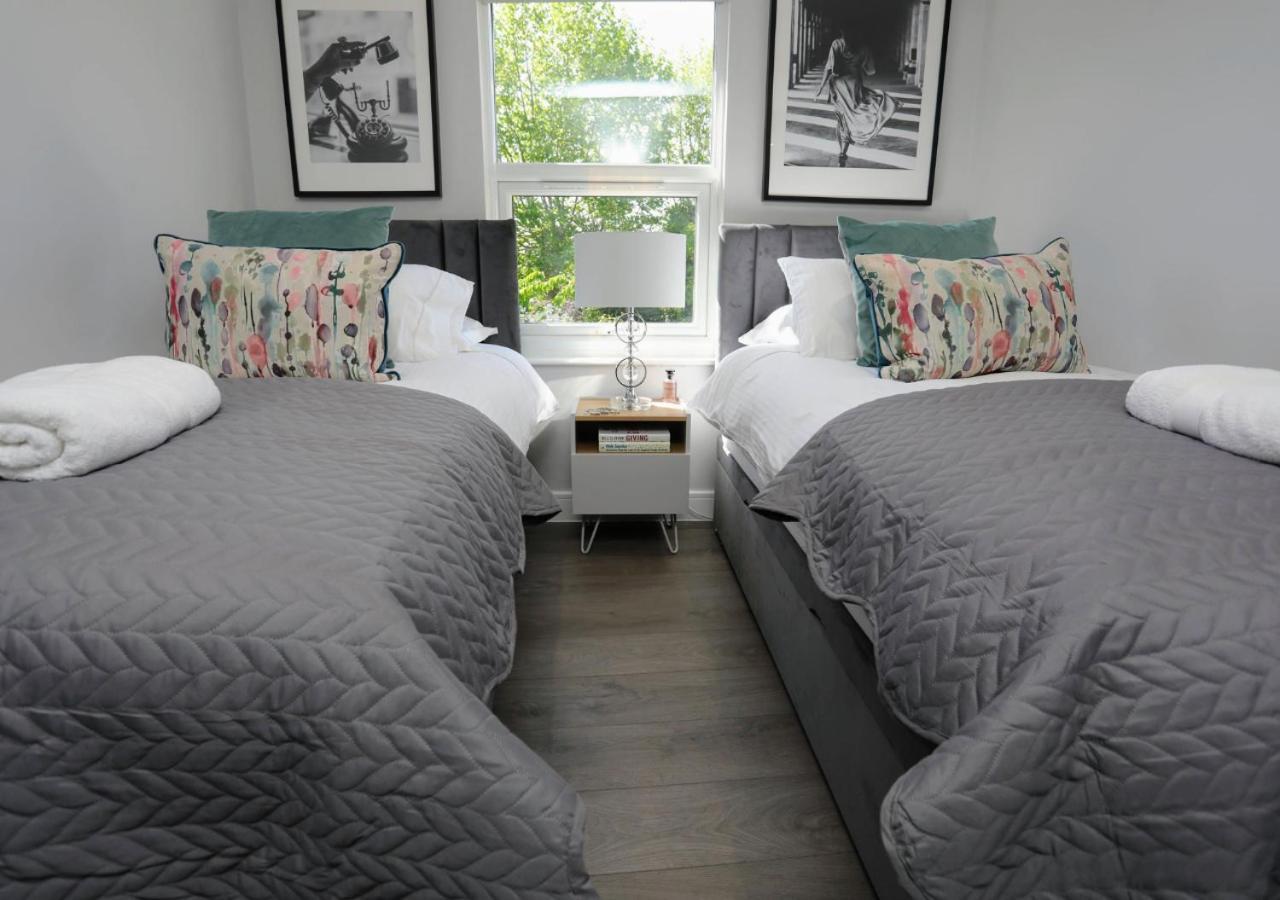 Aisiki Apartments At Stanhope Road, North Finchley, Airconditioned Multiple 2 Or 3-Bedroom, Pet-Friendly Duplex Flats, King Or Twin Beds, Airconditioned & Free Wi-Fi エクステリア 写真