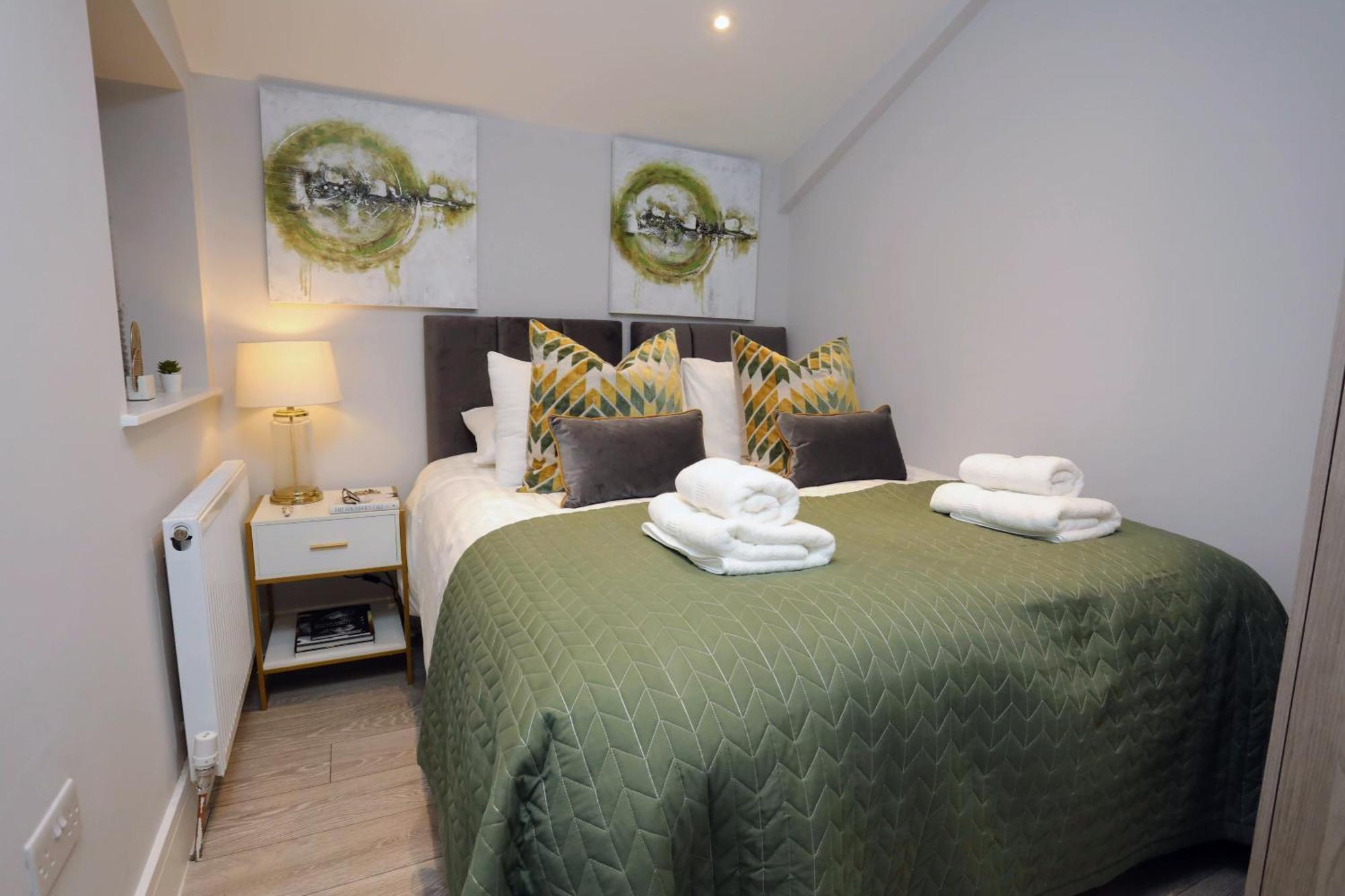 Aisiki Apartments At Stanhope Road, North Finchley, Airconditioned Multiple 2 Or 3-Bedroom, Pet-Friendly Duplex Flats, King Or Twin Beds, Airconditioned & Free Wi-Fi エクステリア 写真